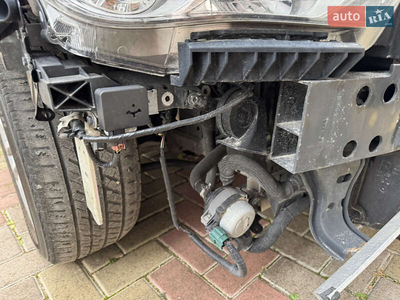 Седан Infiniti Q50 2016 в Києві