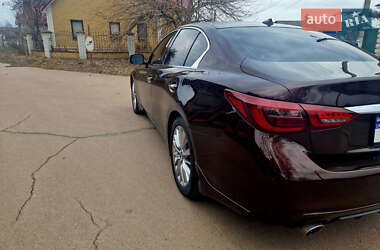 Седан Infiniti Q50 2017 в 