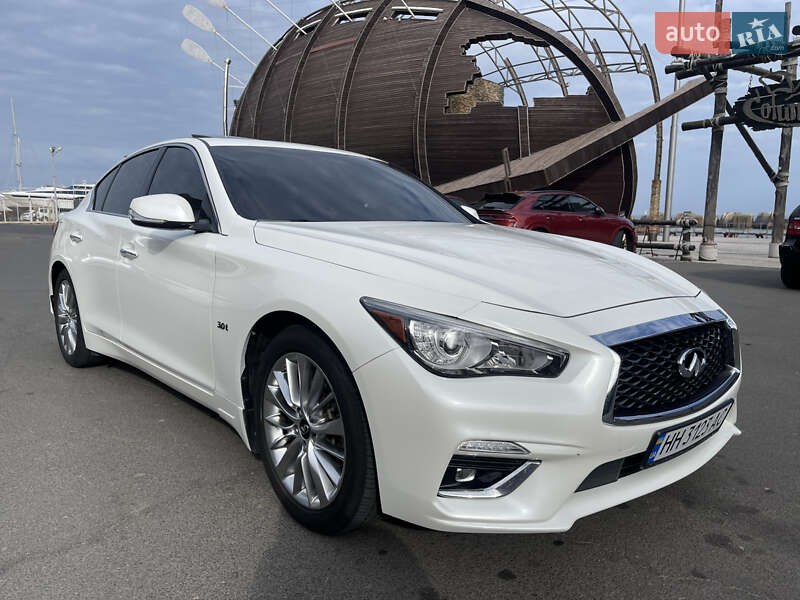 Седан Infiniti Q50 2020 в Одессе
