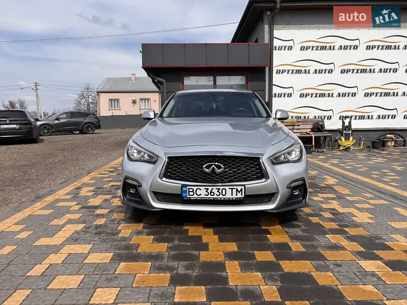 Infiniti Q50