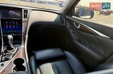 Седан Infiniti Q50 2017 в 