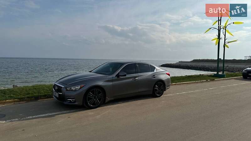Infiniti Q50 2013