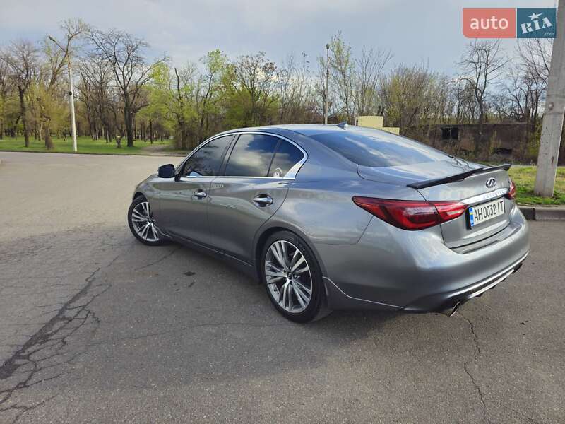 Седан Infiniti Q50 2017 в Кривому Розі