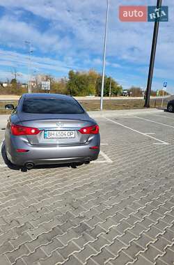 Седан Infiniti Q50 2016 в 