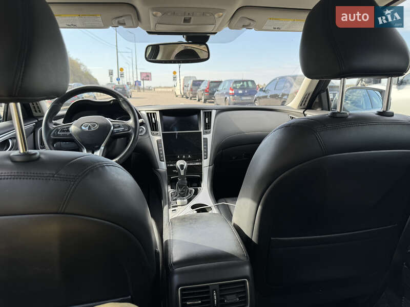 Седан Infiniti Q50 2019 в Киеве