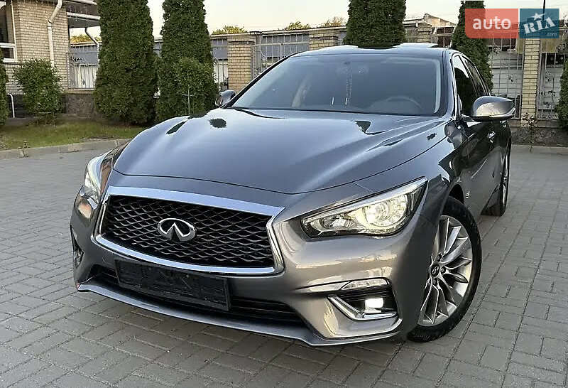 Седан Infiniti Q50 2018 в Дніпрі