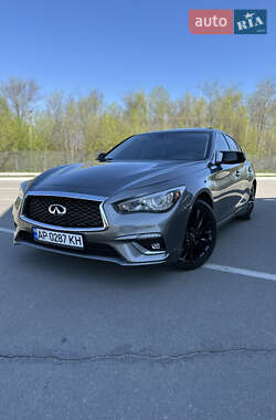 Седан Infiniti Q50 2017 в 
