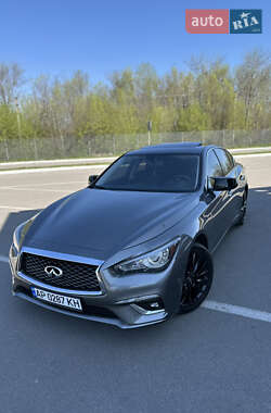 Седан Infiniti Q50 2017 в 