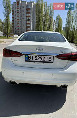 Седан Infiniti Q50 2021 в 