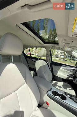 Седан Infiniti Q50 2021 в 