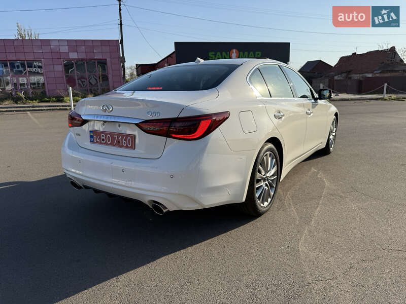 Седан Infiniti Q50 2024 в Кривом Роге