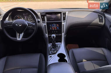 Седан Infiniti Q50 2019 в 