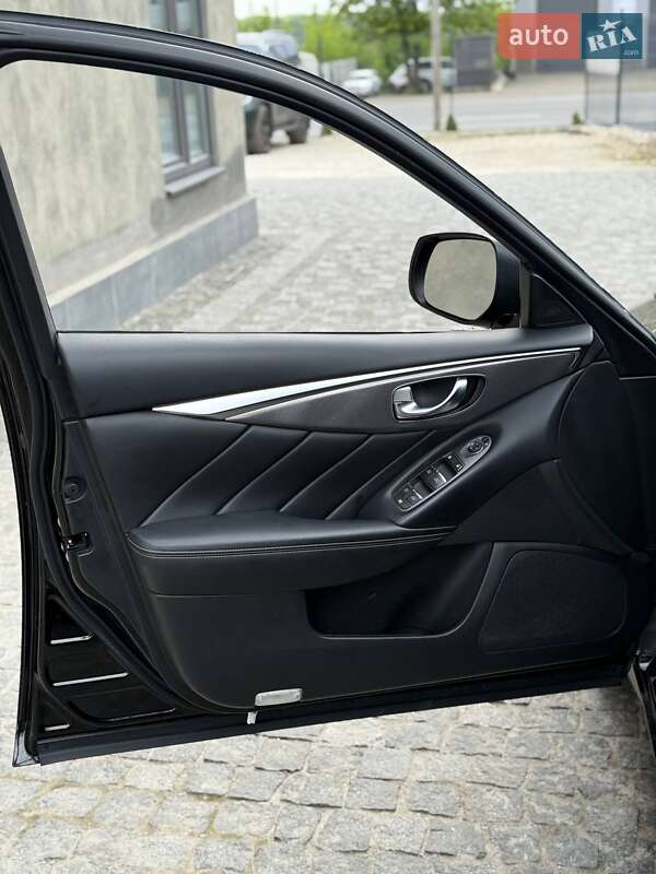 Седан Infiniti Q50 2017 в Тернополі