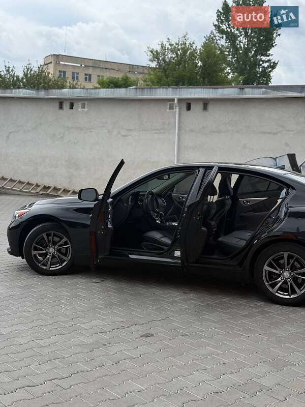 Седан Infiniti Q50 2017 в Тернополі