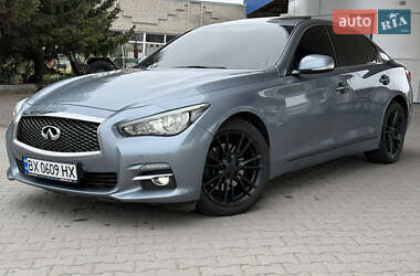 Седан Infiniti Q50 2014 в 