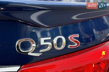 Седан Infiniti Q50 2016 в 