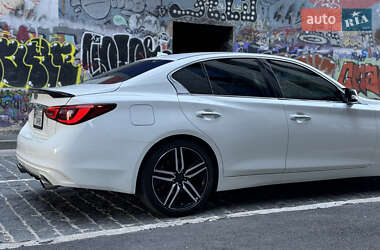 Седан Infiniti Q50 2018 в 