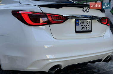 Седан Infiniti Q50 2018 в 