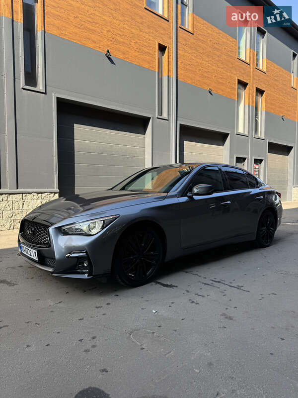 Седан Infiniti Q50 2016 в Киеве