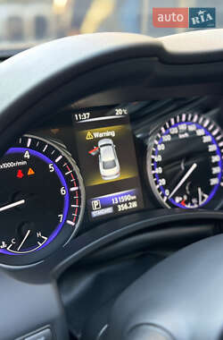 Седан Infiniti Q50 2016 в 