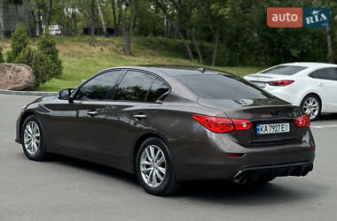 Седан Infiniti Q50 2016 в 