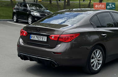 Седан Infiniti Q50 2016 в 