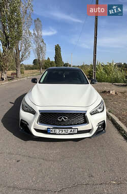Седан Infiniti Q50 2015 в Івано-Франківську