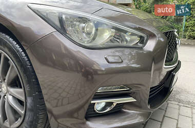 Седан Infiniti Q50 2014 в 