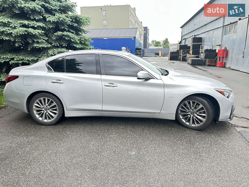 Седан Infiniti Q50 2018 в Киеве