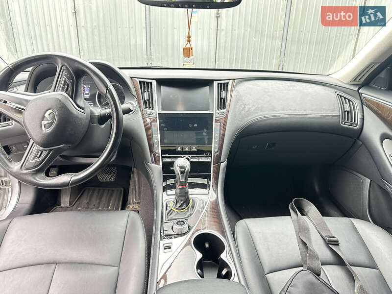 Седан Infiniti Q50 2018 в Киеве