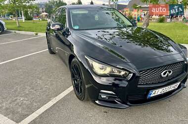 Седан Infiniti Q50 2016 в 