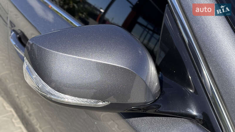 Седан Infiniti Q50 2019 в Виннице