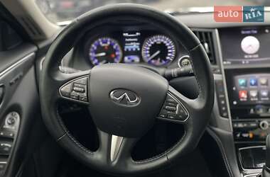 Седан Infiniti Q50 2016 в 