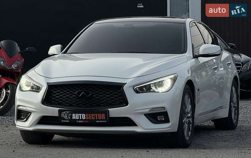 Седан Infiniti Q50 2017 в Харкові