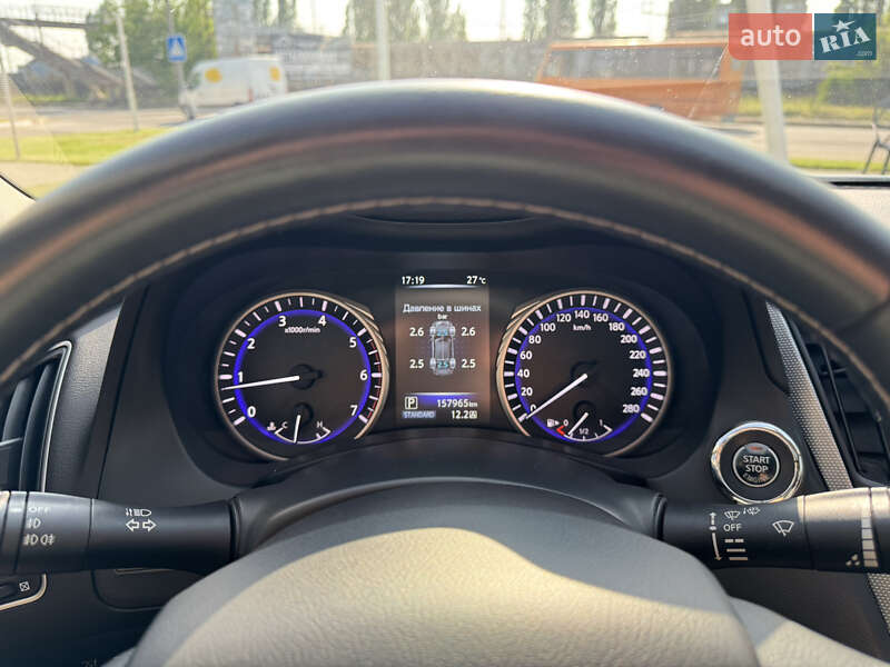 Седан Infiniti Q50 2015 в Одесі