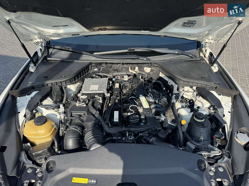 Седан Infiniti Q50 2015 в Одесі