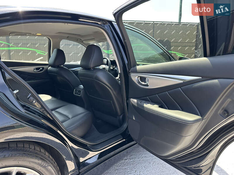Седан Infiniti Q50 2021 в Киеве