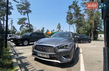 Седан Infiniti Q50 2017 в 