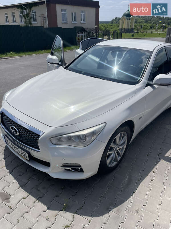 Седан Infiniti Q50 2014 в Белой Церкви