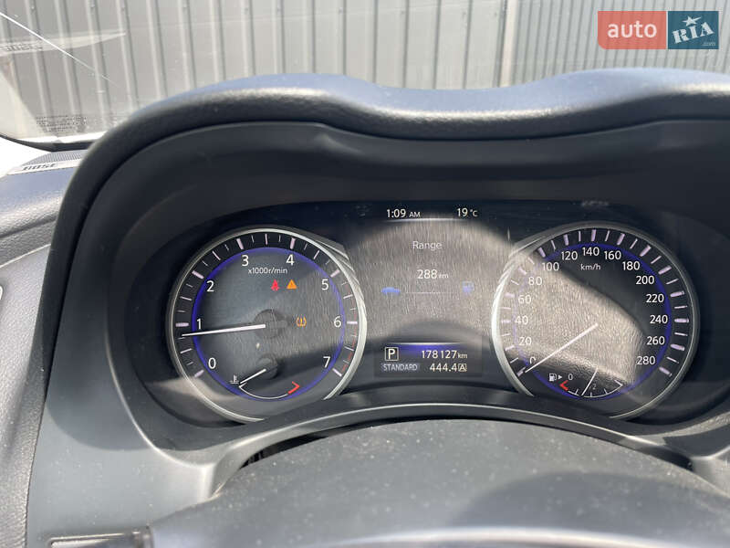Седан Infiniti Q50 2014 в Белой Церкви
