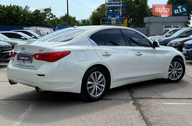 Седан Infiniti Q50 2017 в 