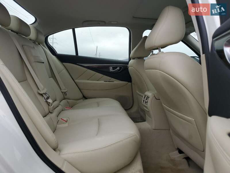 Седан Infiniti Q50 2018 в Львове фото 10 Седан Infiniti Q50 2018 в Львове