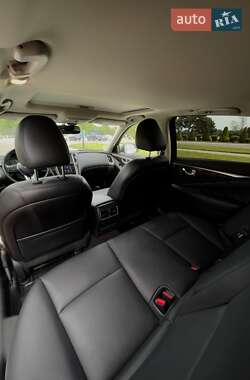 Седан Infiniti Q50 2018 в Киеве