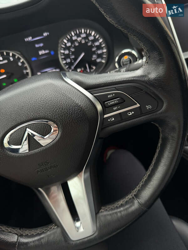 Седан Infiniti Q50 2017 в Одесі