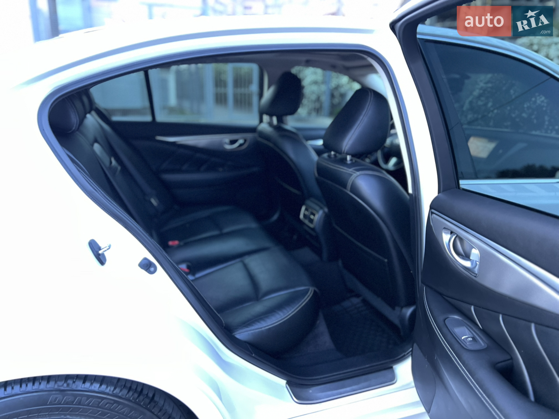 2015 Infiniti Q50 - мініатюра 20