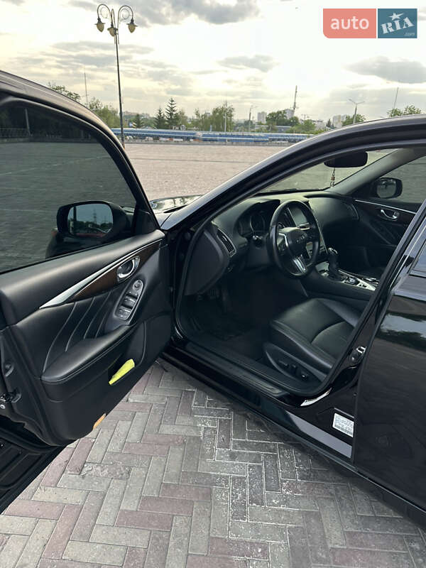 Седан Infiniti Q50 2017 в Харкові