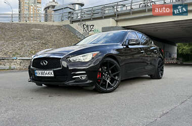 Седан Infiniti Q50 2015 в Киеве