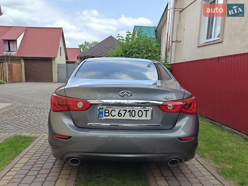 Седан Infiniti Q50 2015 в Львові