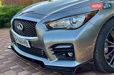 Седан Infiniti Q50 2016 в 