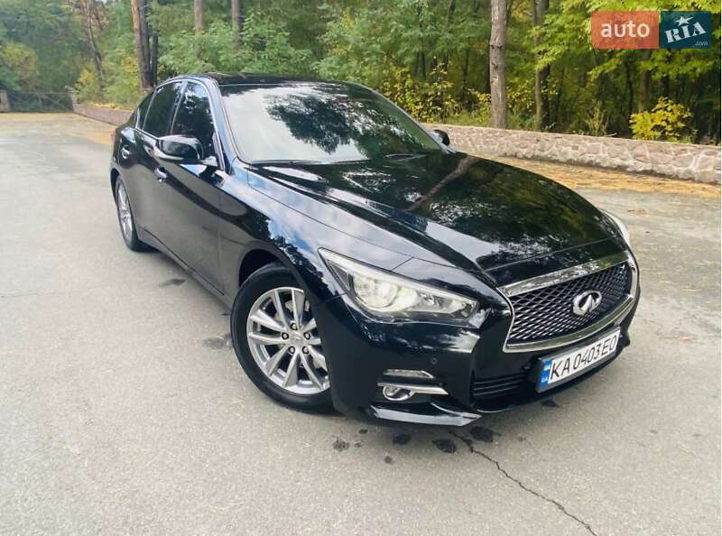 Седан Infiniti Q50 2016 в Києві